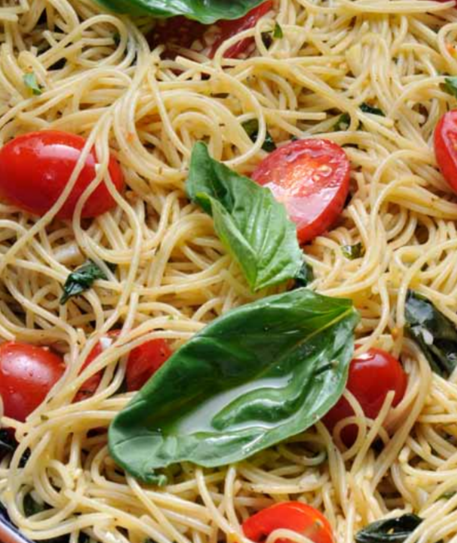 Linguine with Fresh Tomatoes and Spices